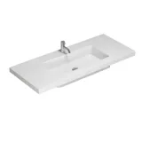 Stort badeværelse inspiration med elegant stenvask i Eternal Statuario med stilrent hvidt vaskeskab med messinggreb samt smukt spejlskab, der med stengulv giver et eksklusivt og moderne udtryk.