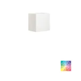 Stilrent og rummeligt badeværelse inspiration med stort rundt spejl med sort ramme, mørk stenvask, farvet toilet, overskab og åben reol i et sofistikeret og dæmpet design