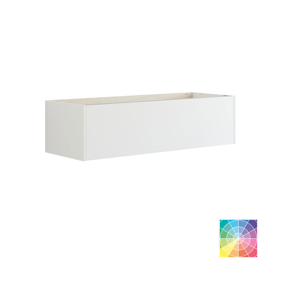 Stort badeværelse inspiration i nordisk stil med badeværelsesmøbler i lys blå farve og træbordplade med elegant bordstående håndvask, sildebensgulv i træ, der skaber en lys og klassisk stil