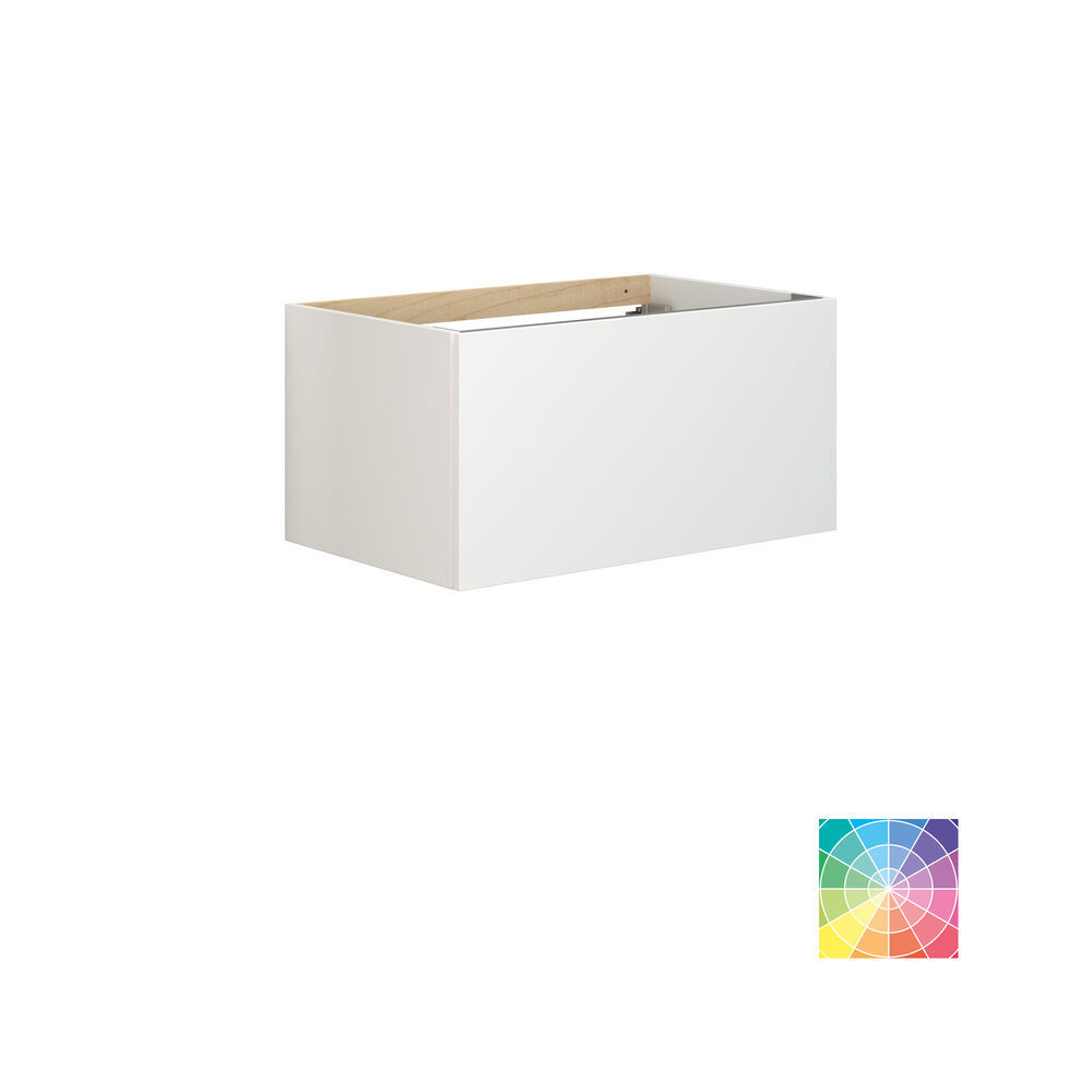 Stilfuld badeværelse inspiration med beige vaskeskab med inderskuffe, overskab, åben reol, oval spejl med belysning, matchende pendler, hylde under spejlet, og væghængt toilet. Vægge med lyse, aflange fliser